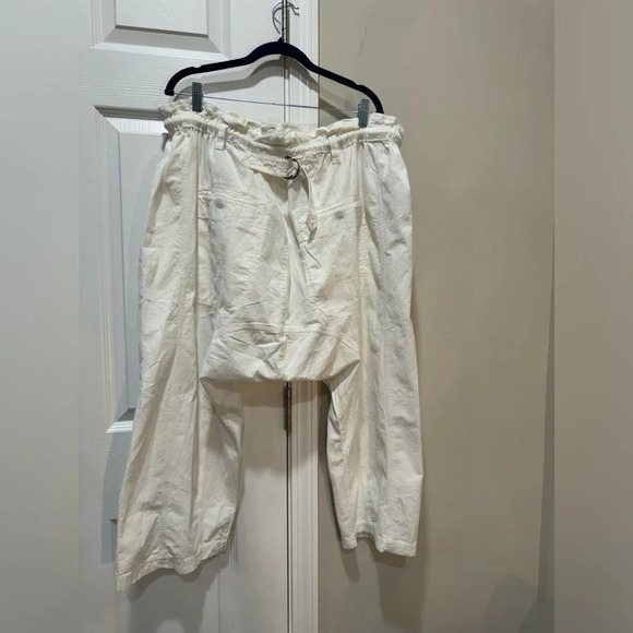 NWOT Free People Runyon Oversized
Ivory White Harem Pants
Cotton Boho Size S - Picture 5 of 7